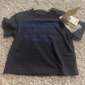 Navy blue Burberry t shirt